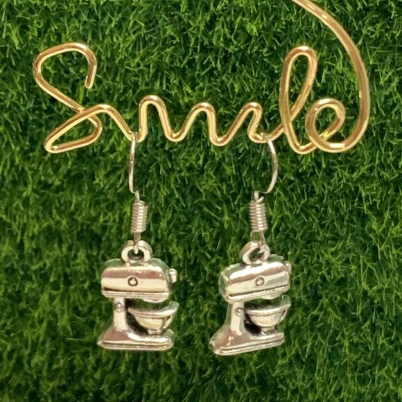 Mixer Earring, Cooking Earrings, Chef Earrings, Funny Food Earrings, Gift Idea - Picture 4 of 5